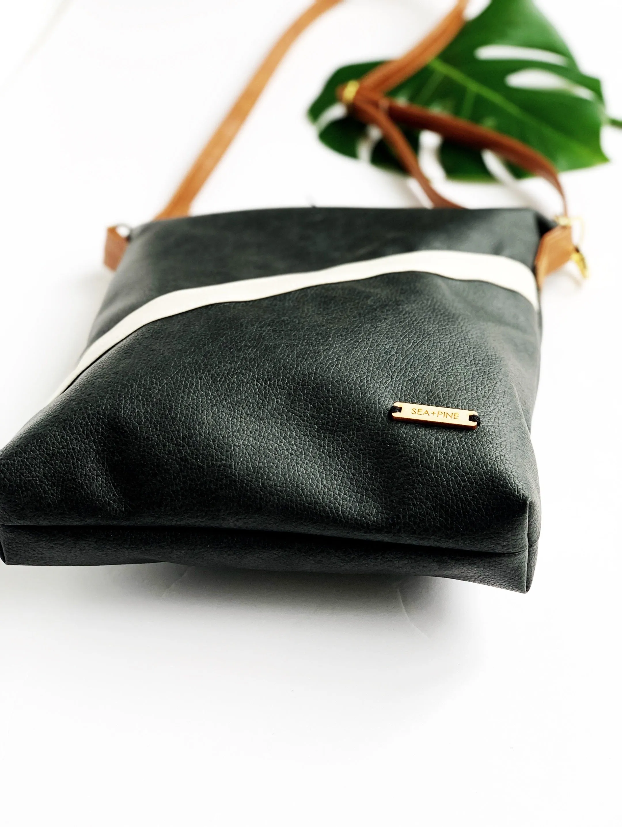 Eclipse Crossbody | 2 in 1