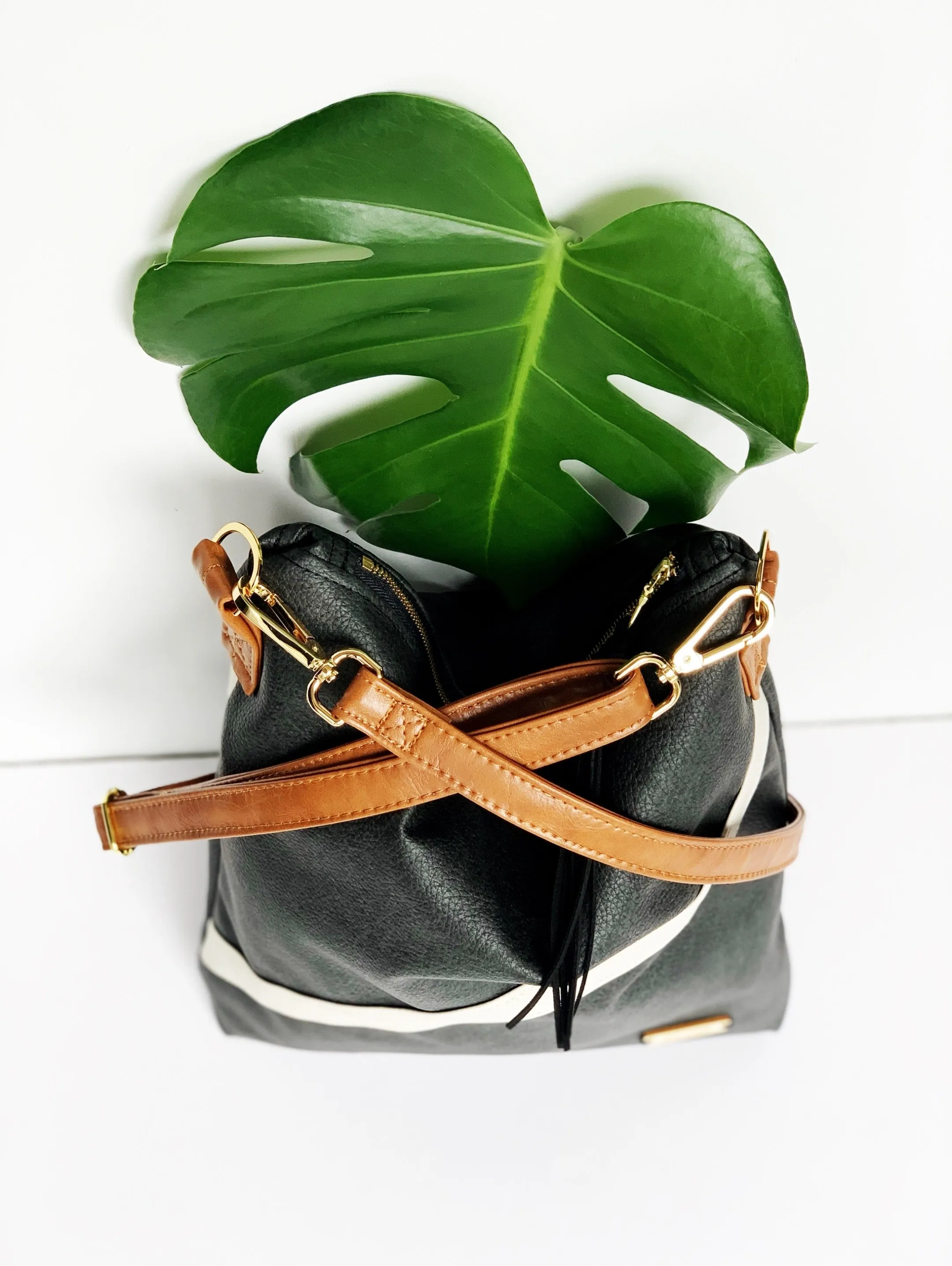 Eclipse Crossbody | 2 in 1