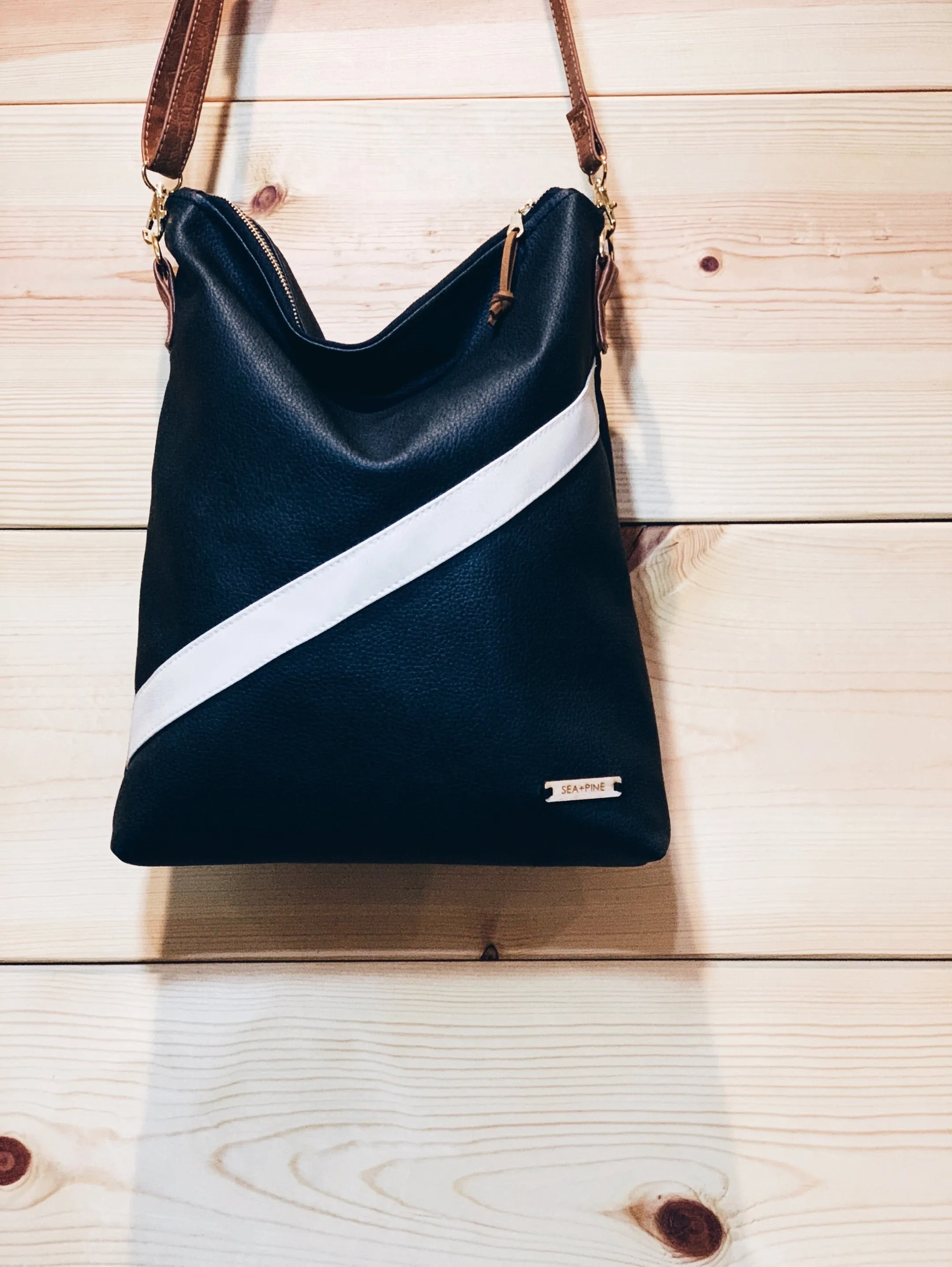 Eclipse Crossbody | 2 in 1