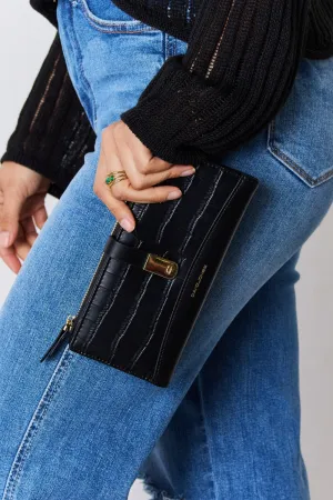 Elegant Textured Wallet