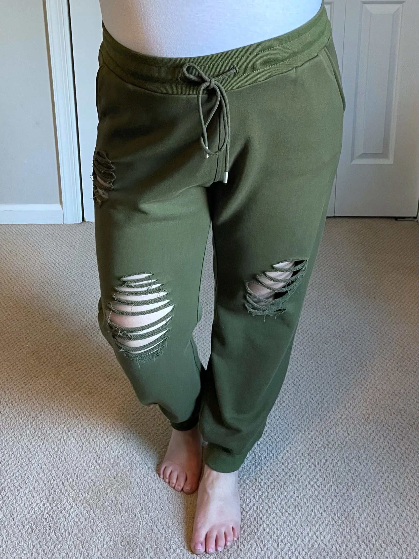 Kick Back Distressed Joggers in Olive