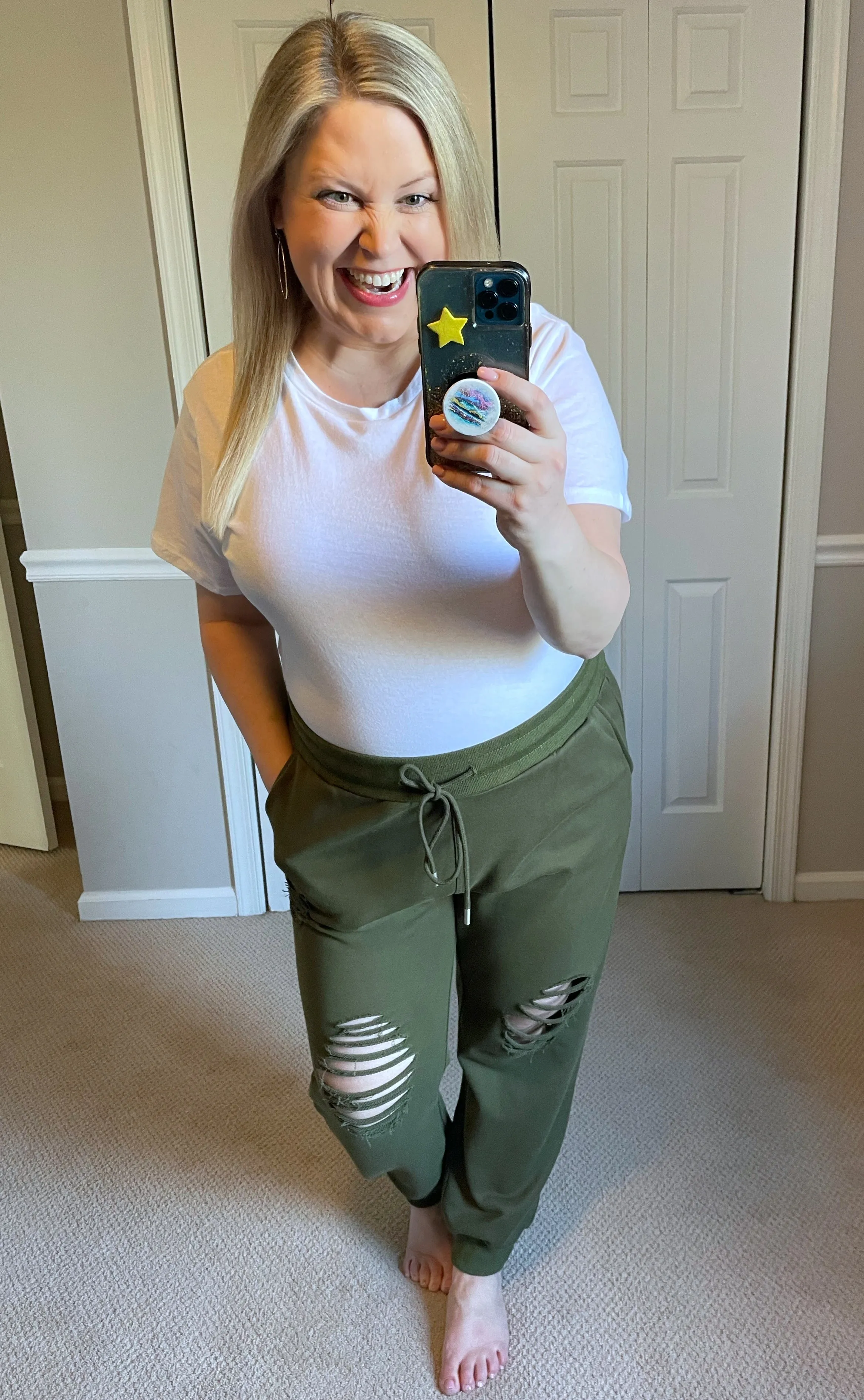 Kick Back Distressed Joggers in Olive