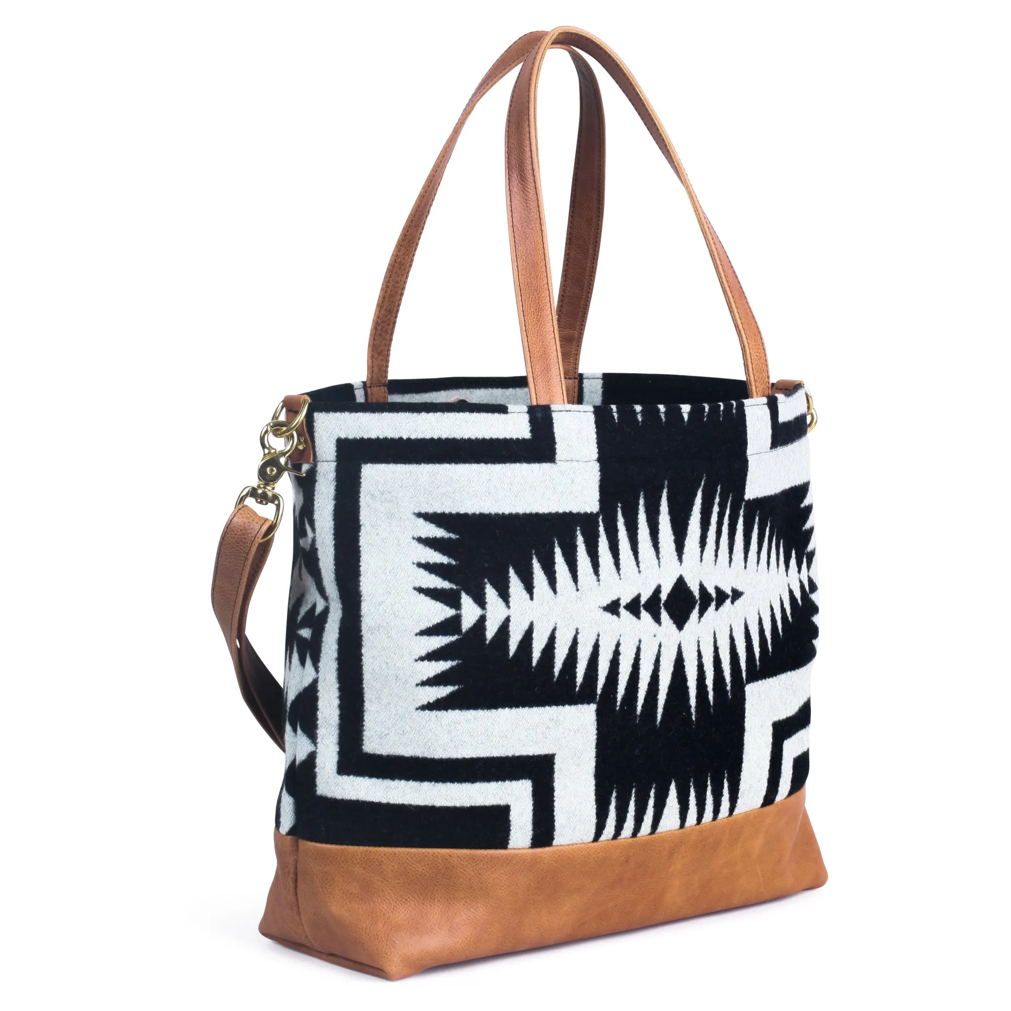 Luna Saddle Shia Tote