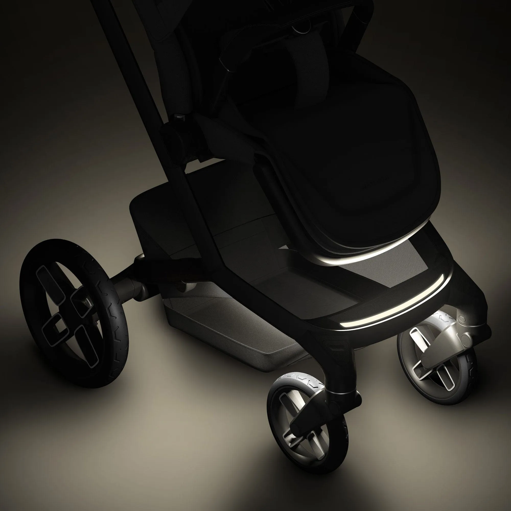 Maxi-Cosi FAME 9 Piece Premium Travel System in Twillic Black