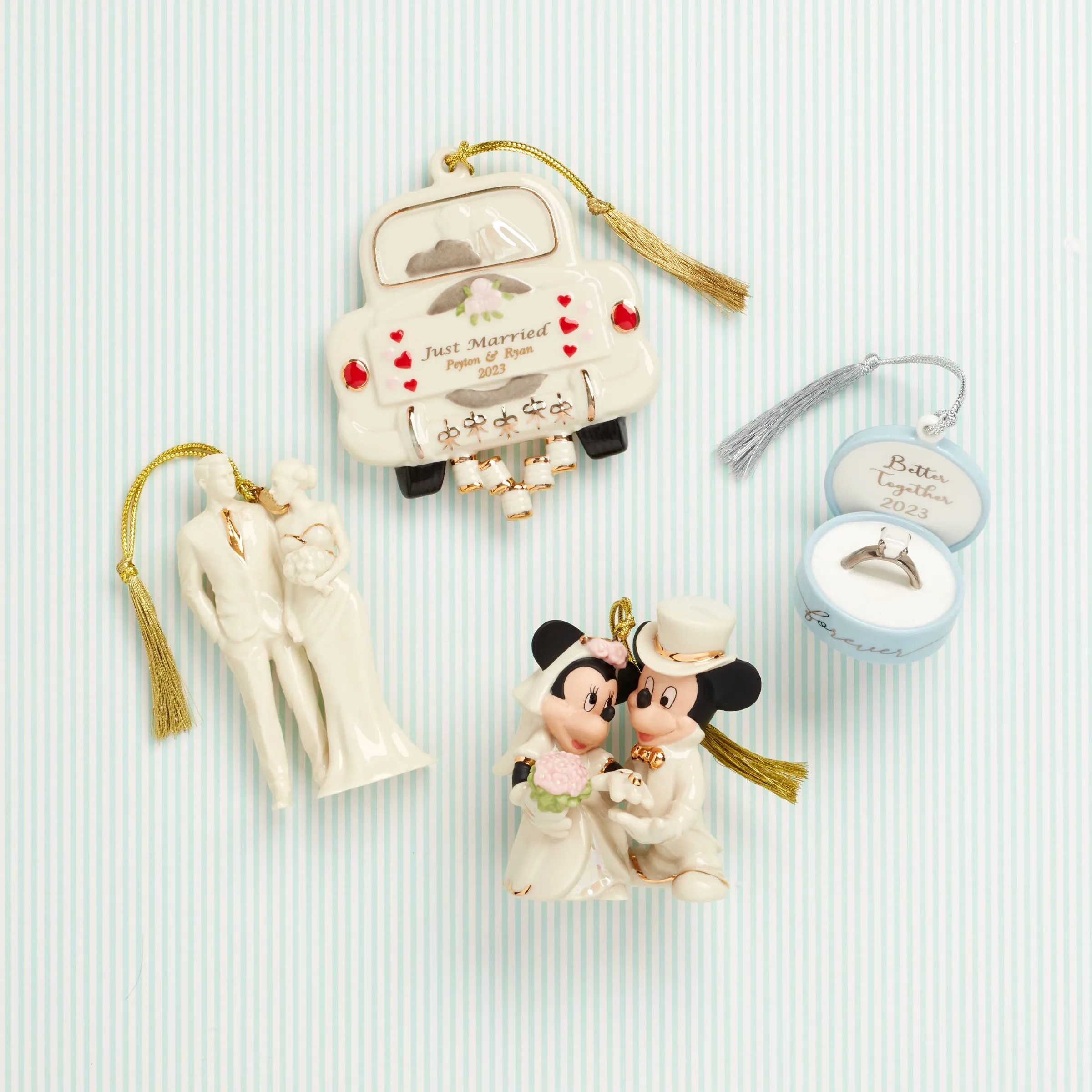 Minnie's Dream Wedding Ornament