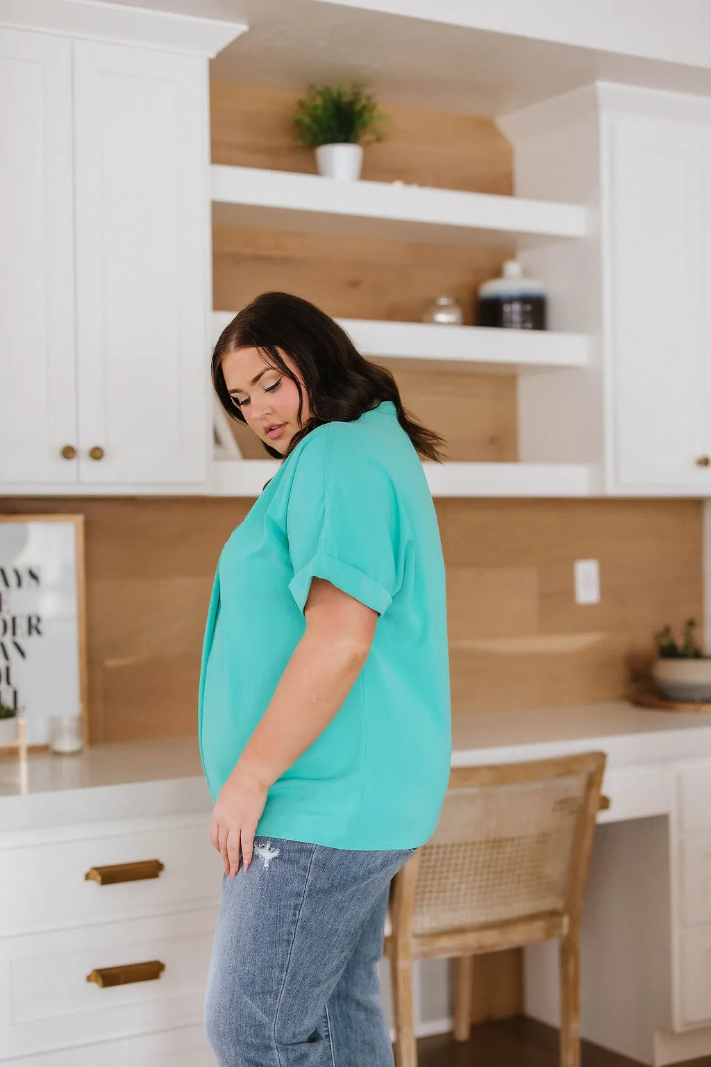 New & Noteworthy Top in Aqua
