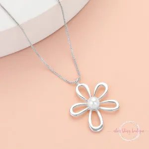 Petal & Pearl - Silver Necklace