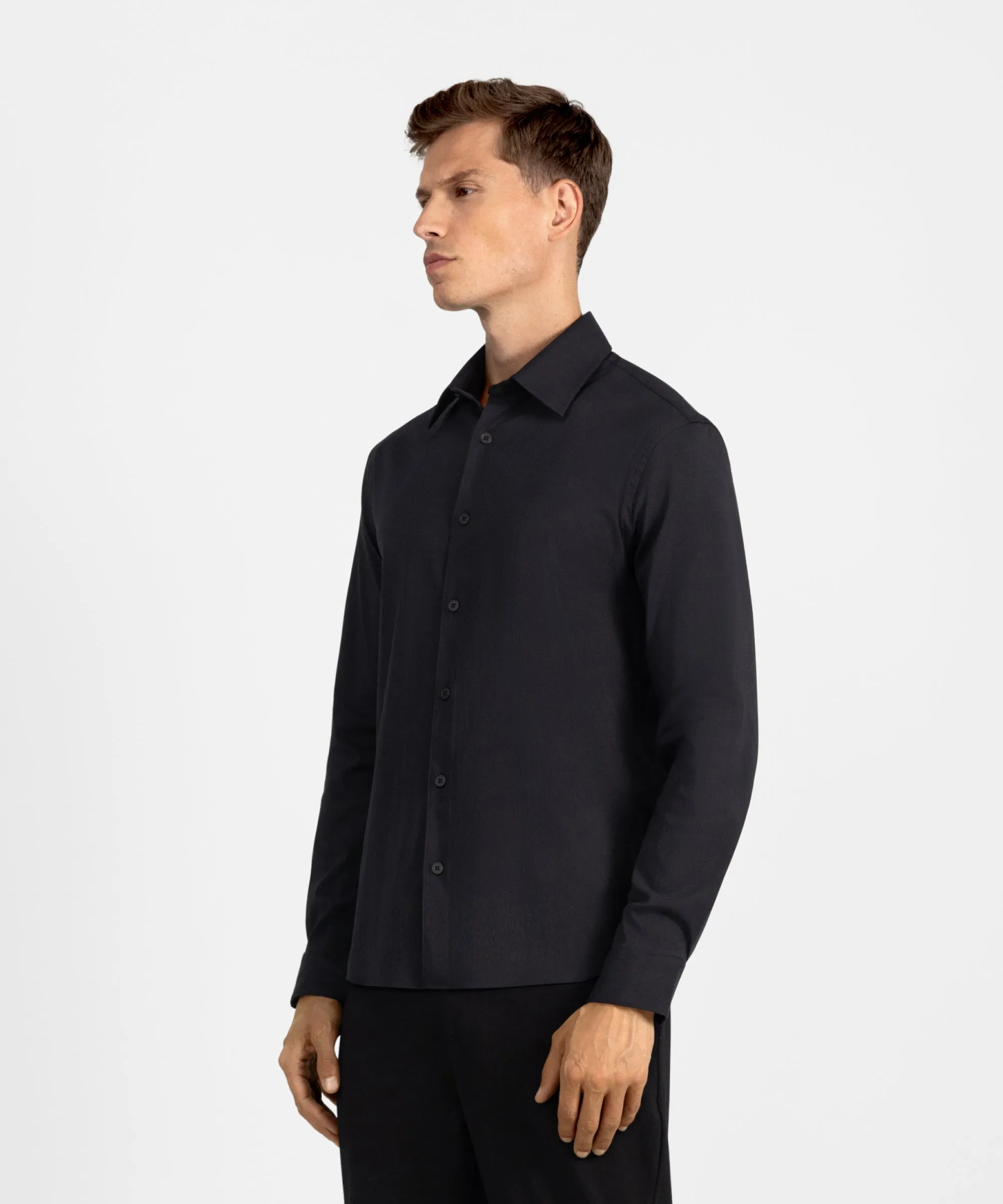SH 01 Essence Black