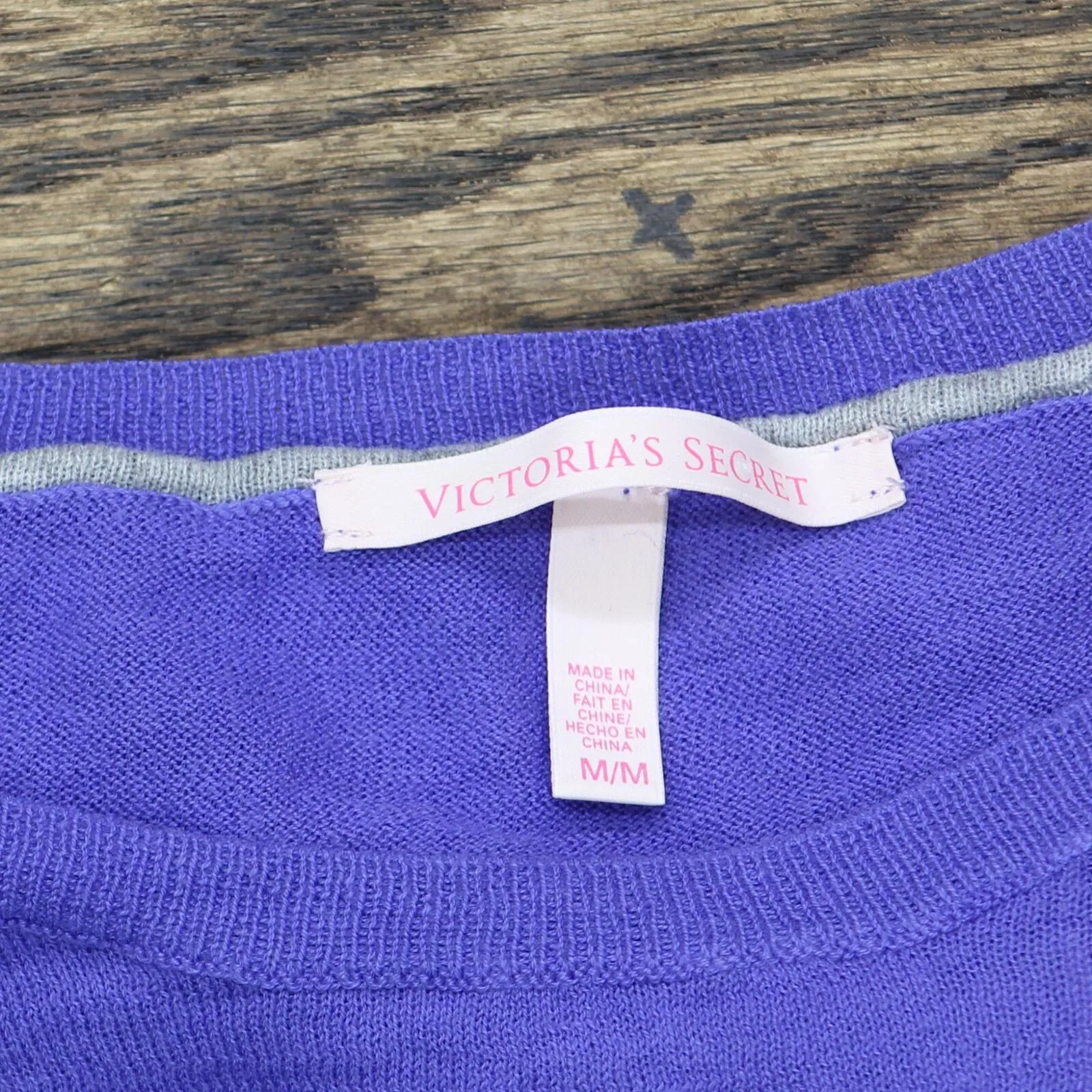 Victoria's Secret Womens Lightweight Long Sleeve Sweater Blur Purple M
