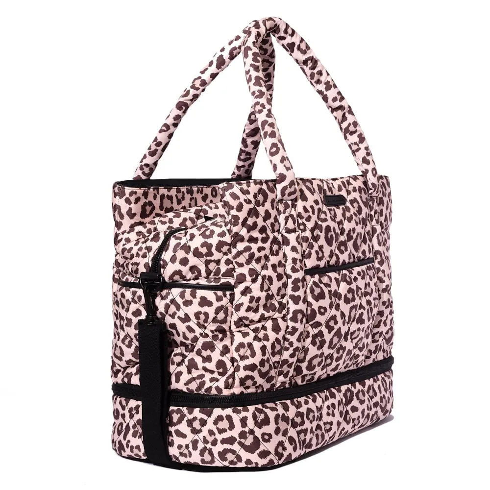 VOYAGER quilted leopard